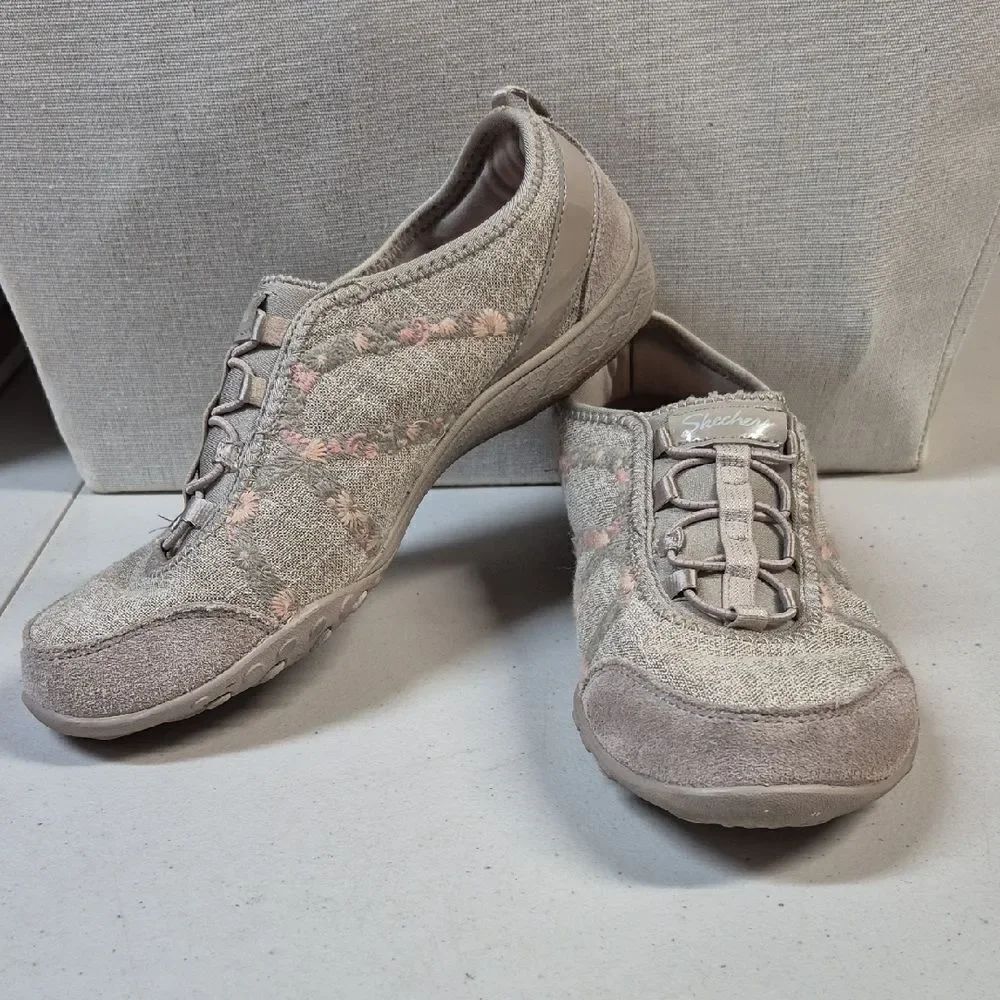 Skechers Women's 8 Gray/Tan and Pink Casual Shoes